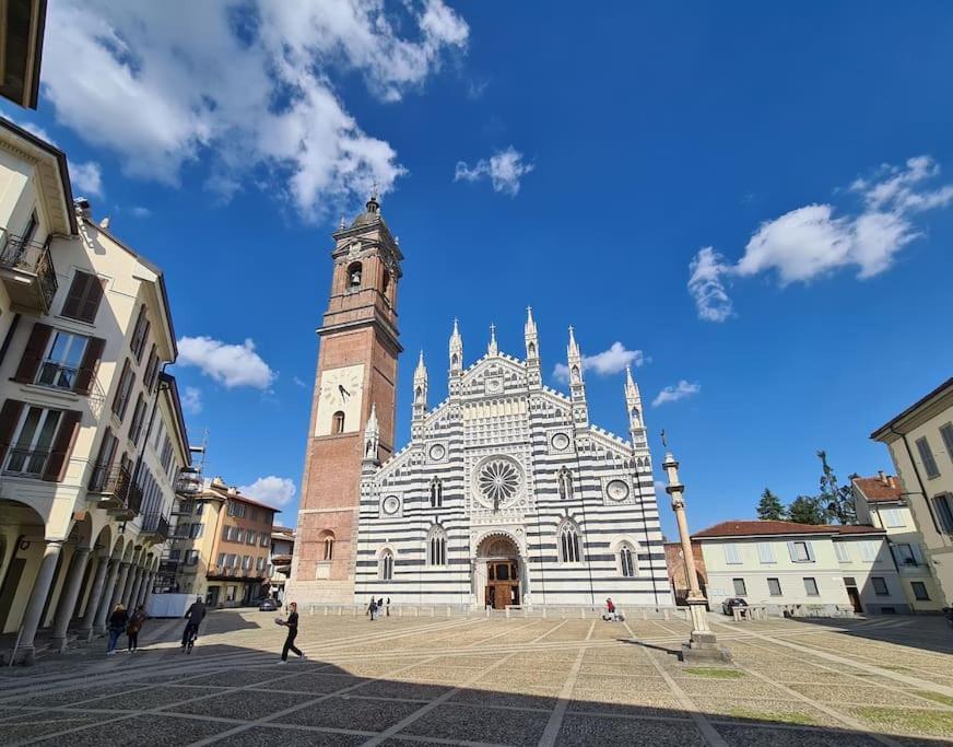 Casa Albertina Grazioso Appartamento Vicino Alla Stazione Монца Екстериор снимка